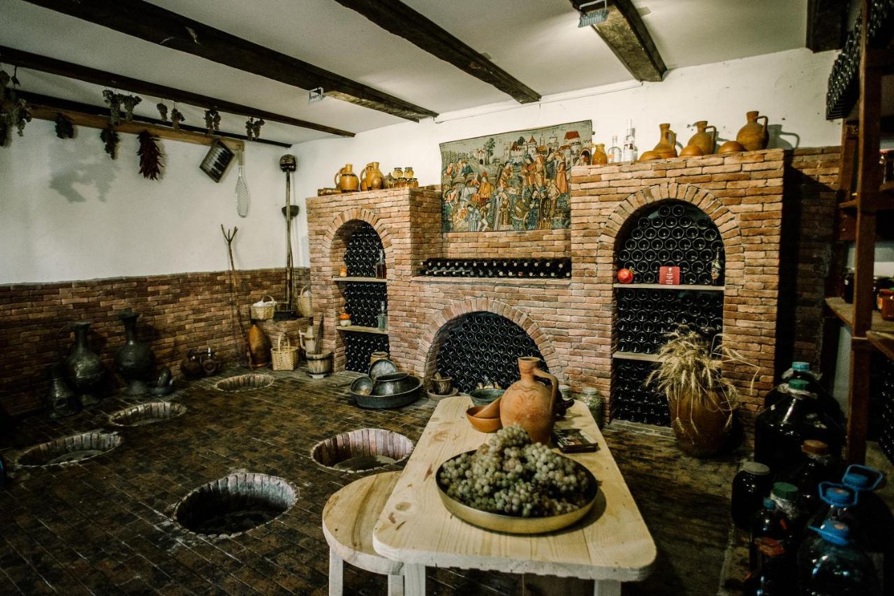Chateau Dzveli Gavazi Hotel Akhalsopeli  Buitenkant foto